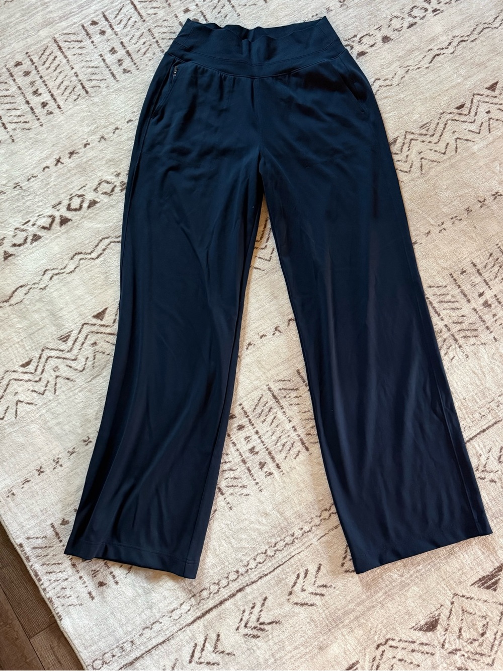 Athleta Wide Leg Pants in Black